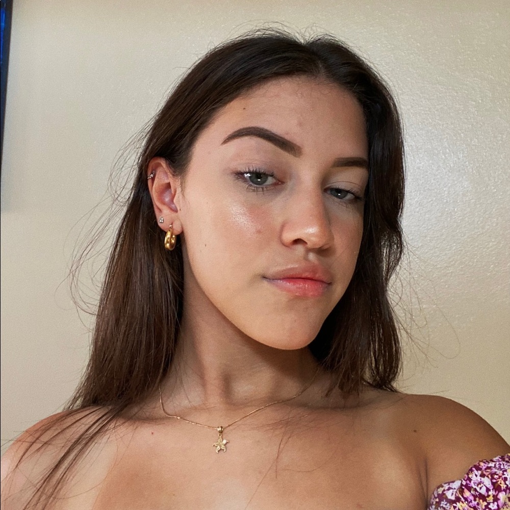 Meet your Posher, Sofia